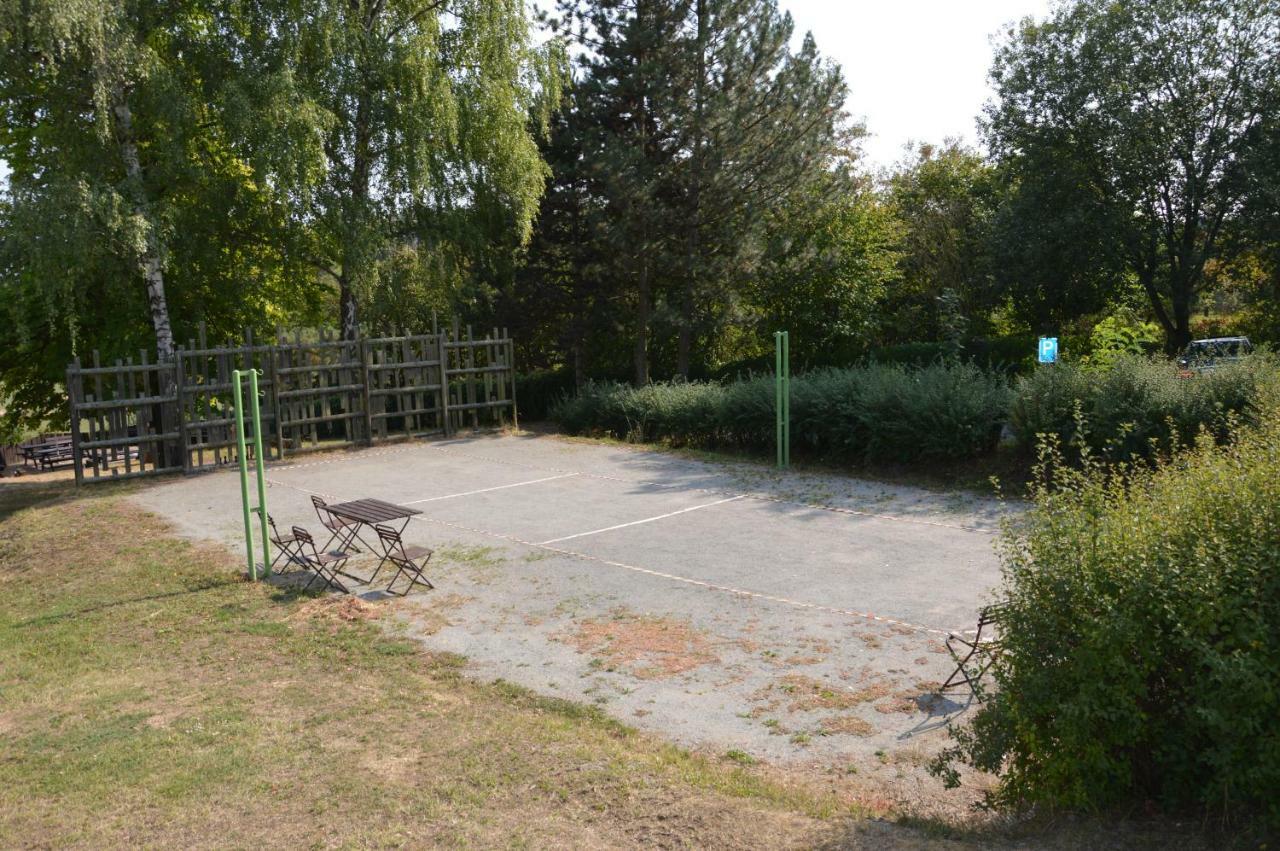 Penzion Eden Jevicko Экстерьер фото